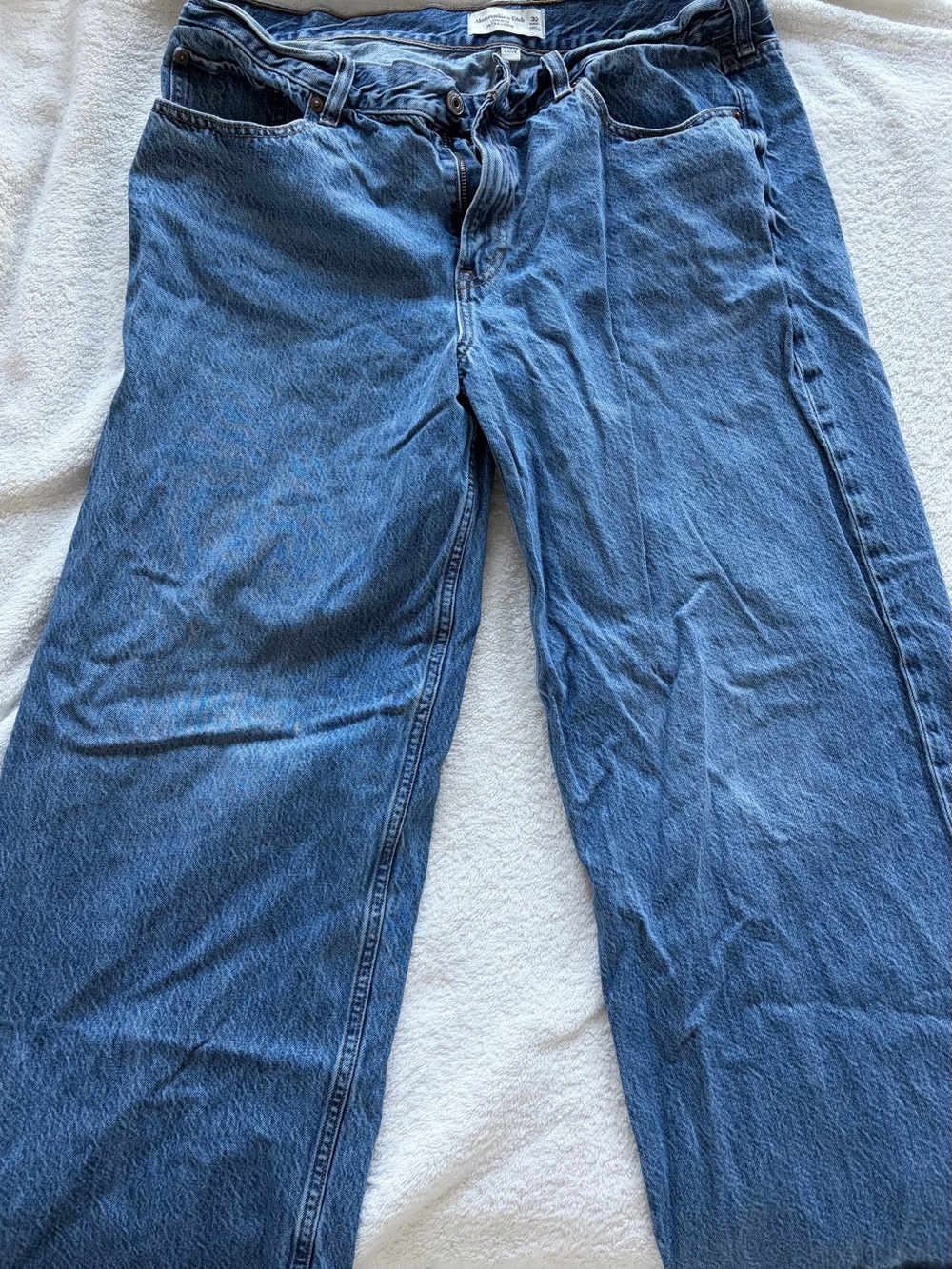 Abercrombie Low Rise Ultra Loose Jeans